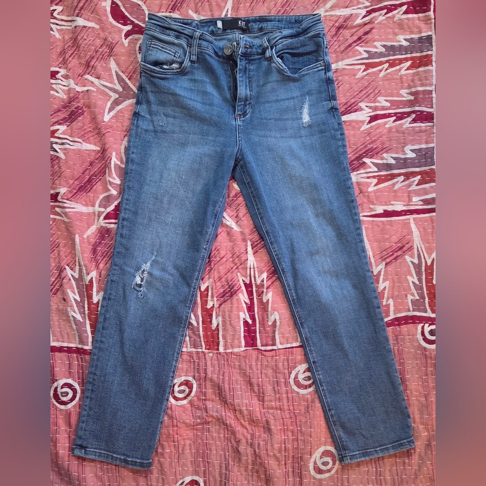 Kut from the Kloth Jeans Size 8 Like New Distressed Blue Denim